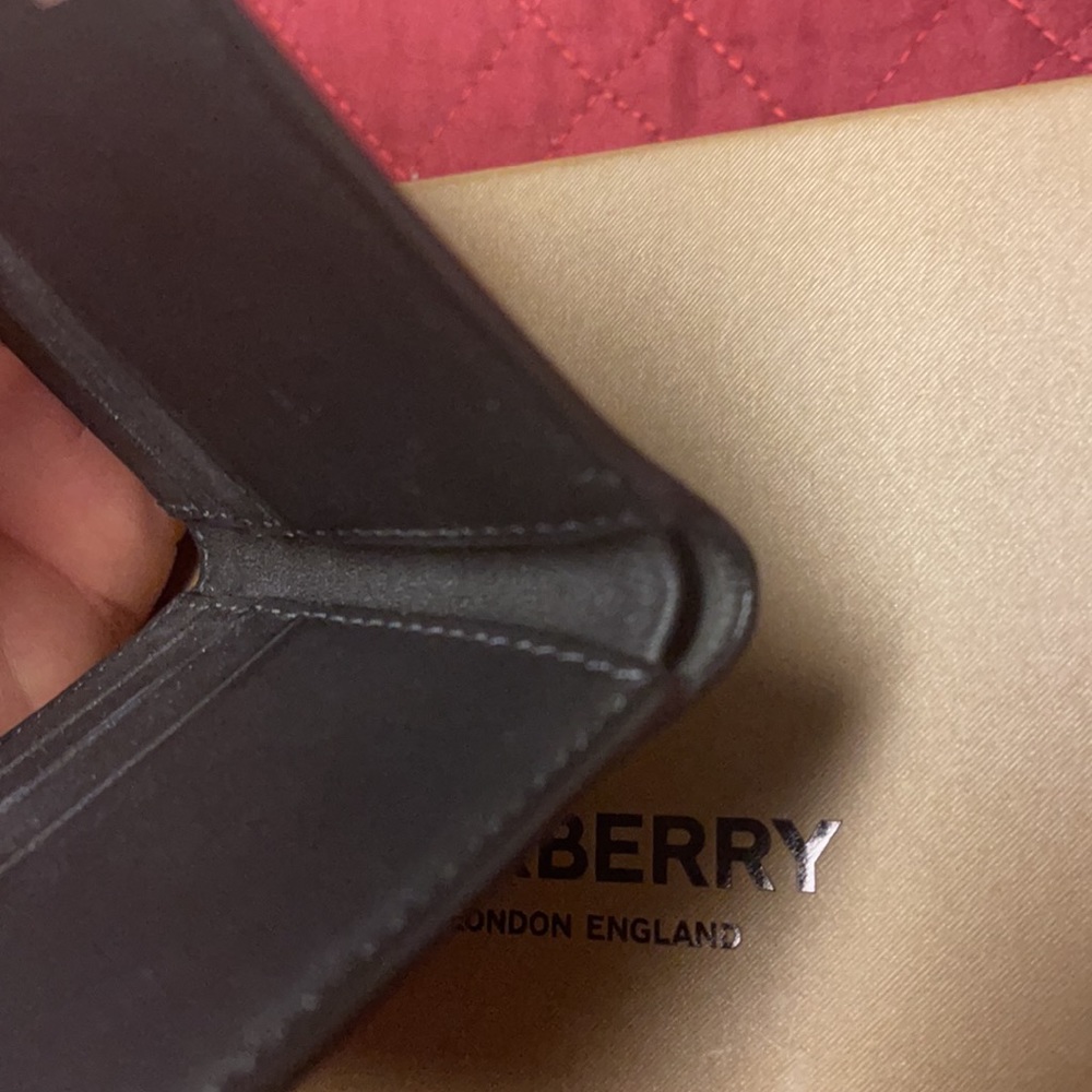 Men’s Burberry wallet - Picture 4 of 8